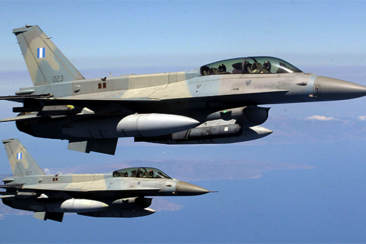 Yunanistan, ABD desteğiyle modernize edilen iki F-16'yı teslim aldı