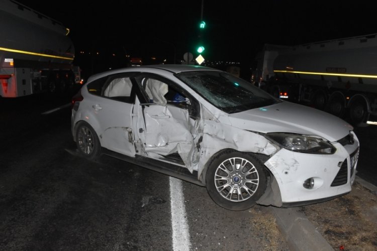 Bursa plakalı ara&ccedil; kaza yaptı! 16 yaralı