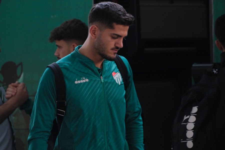 Bursaspor kafilesi &Ccedil;orum'a hareket etti