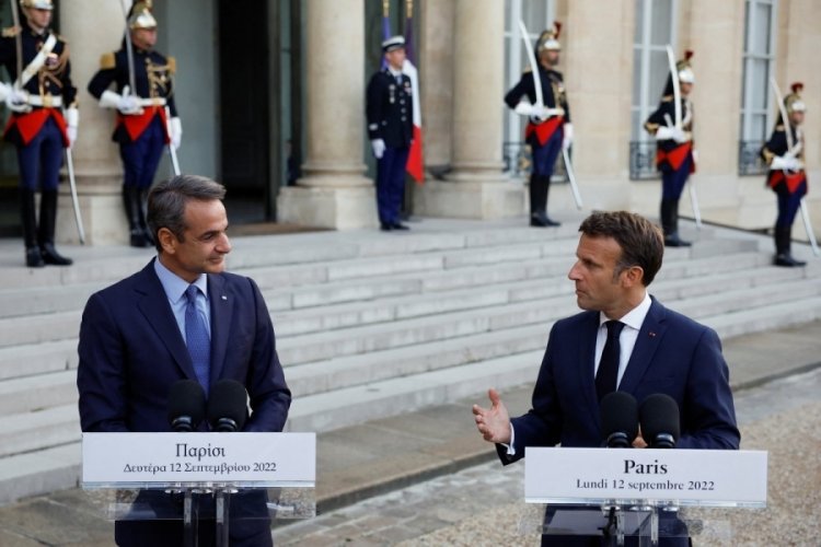 Macron ile Mi&ccedil;otakis'in g&uuml;ndeminde T&uuml;rkiye vardı