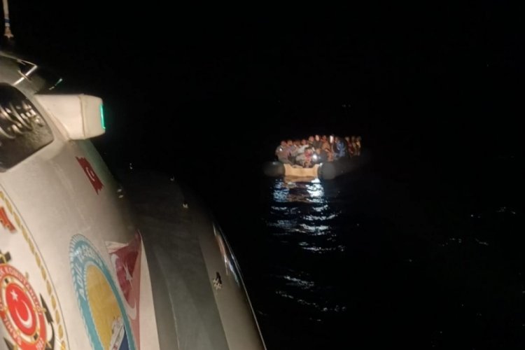 Bodrum'da 35 d&uuml;zensiz g&ouml;&ccedil;men kurtarıldı
