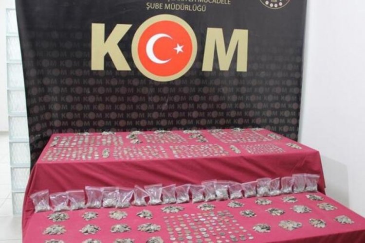 İzmir'de tarihi eser operasyonu