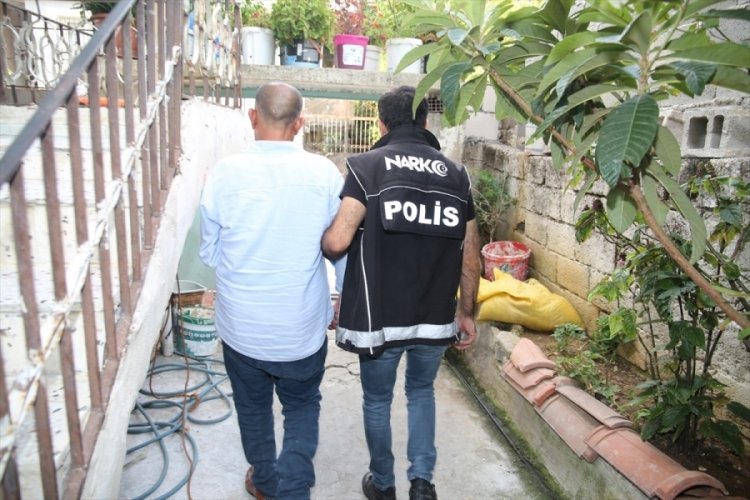 Hatay'da uyuşturucu operasyonunda 55 kişiye g&ouml;zaltı