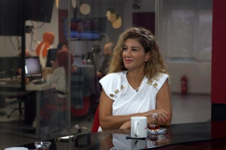 Nadide Sultan: Babam y&uuml;z&uuml;nden &ccedil;ocukluğum &ccedil;ok travmatikti