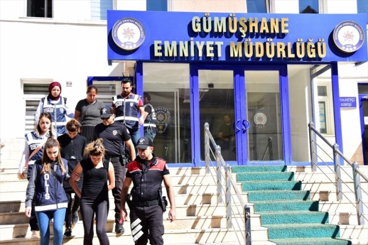 G&uuml;m&uuml;şhane'de hırsızlık ş&uuml;phelisi 4 kadın tutuklandı
