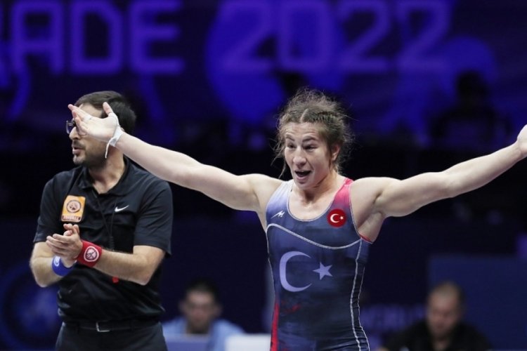 Yasemin Adar Yiğit  finalde