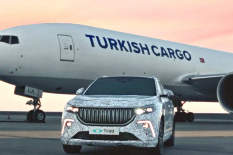 Togg d&uuml;nyanın &ouml;b&uuml;r ucunda! Kış testi de tamam