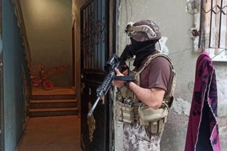Mersin'de 10 belediye &ccedil;alışanı i&ccedil;in g&ouml;zaltı kararı