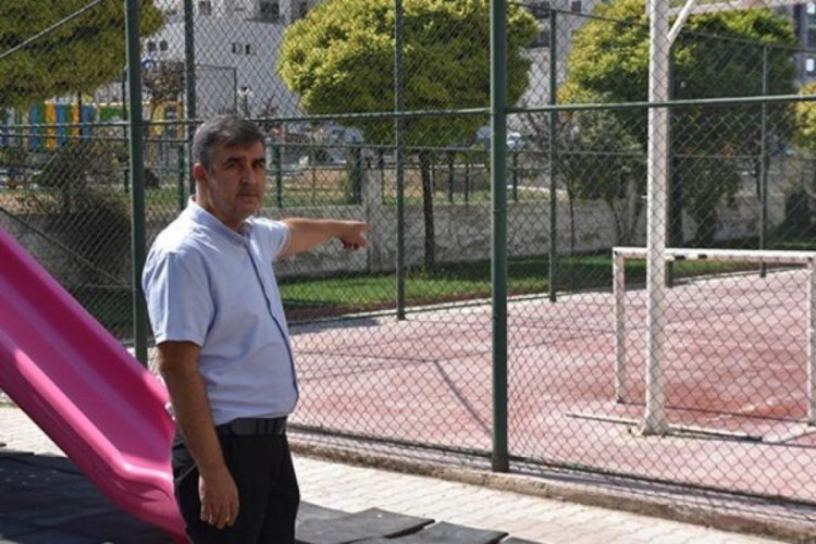 Malatya'da oğlunun karnına top atan &ccedil;ocuğu tekme tokat d&ouml;vd&uuml;