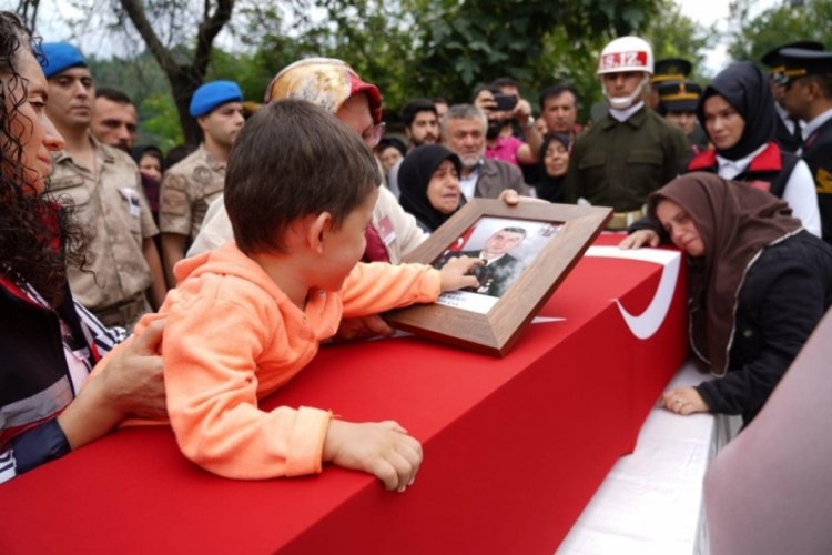 Şehit Uzman &Ccedil;avuş &Uuml;mit Kesti, kazadan 1 saat &ouml;nce helallik istemiş