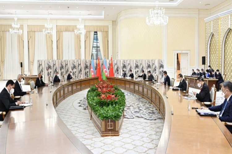 İlham  Aliyev, Şi Cinping ile g&ouml;r&uuml;şt&uuml;
