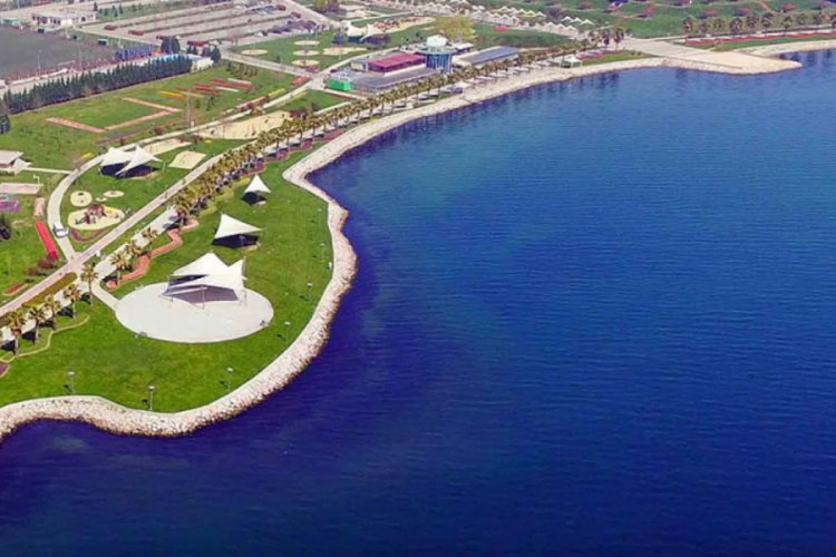 İzmit K&ouml;rfezi'ni kirleten gemiye rekor ceza