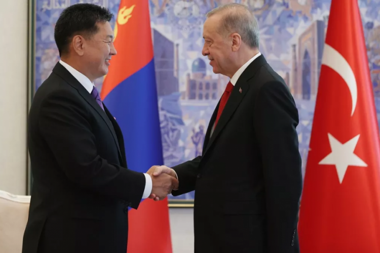 Cumhurbaşkanı Erdoğan, Moğolistan Cumhurbaşkanı Khurelsukh ile g&ouml;r&uuml;şt&uuml;