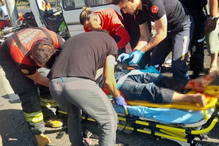 Muğla K&ouml;yceğiz'de trafik kazası: 1 &ouml;l&uuml;, 5 yaralı