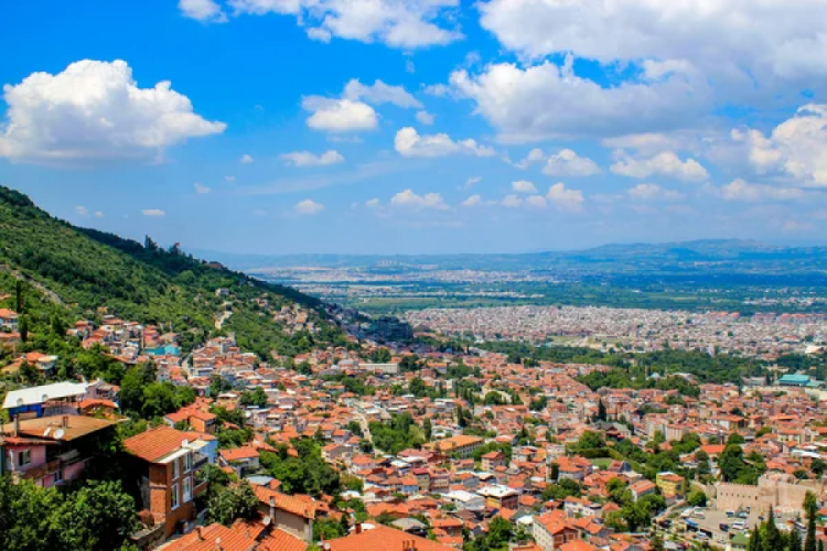 Hava sıcaklıkları &uuml;lke genelinde mevsim normallerinin &uuml;zerinde! Bursa'da hava nasıl olacak?