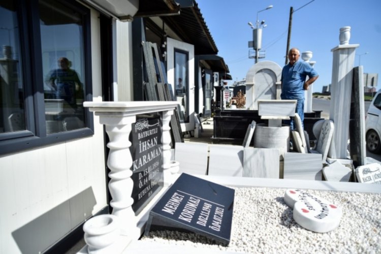 Mezar maliyetlerinde artış devam ediyor
