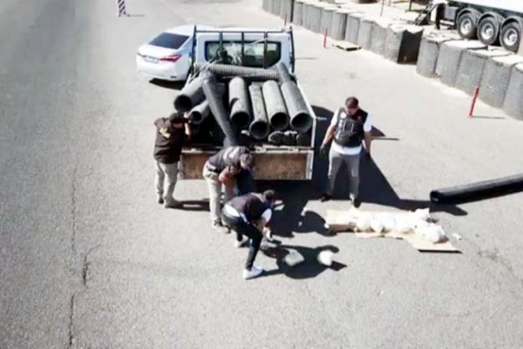 Gaziantep'te borulara gizlenen 128 kilo esrar ele ge&ccedil;irildi