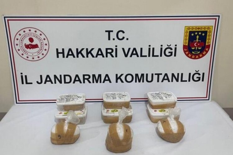 Hakkari'de 9 kilo Metamfetamin ele ge&ccedil;irildi