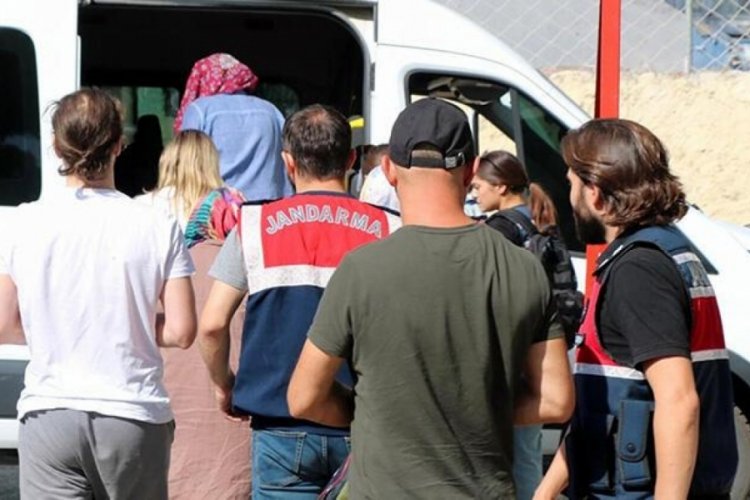 Yunanistan'a ge&ccedil;meye &ccedil;alışan 7 FET&Ouml; h&uuml;k&uuml;ml&uuml;s&uuml; ile 4 organizat&ouml;r yakalandı
