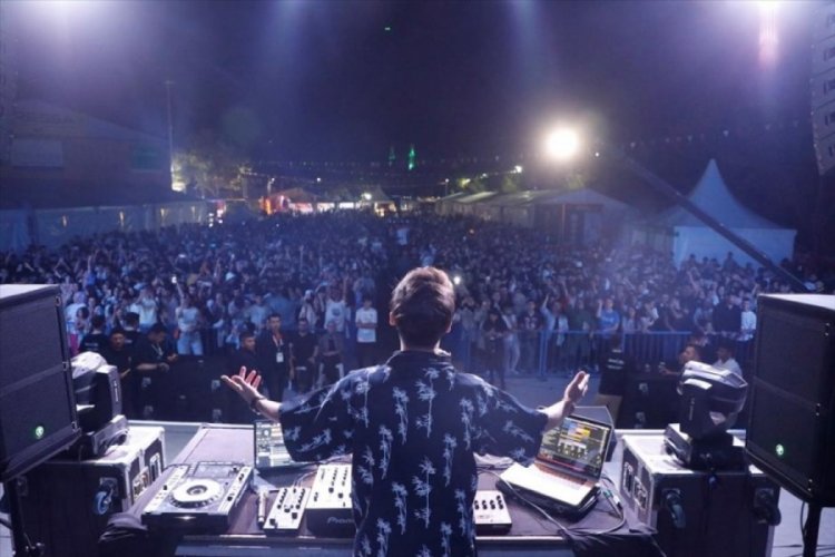 Bursa'da Teknoloji Festivali t&uuml;m hızıyla s&uuml;r&uuml;yor