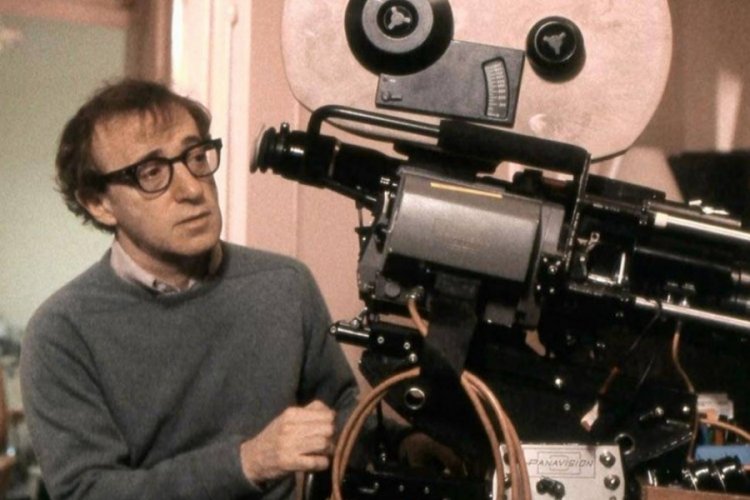 Woody Allen emekli olacağını a&ccedil;ıkladı