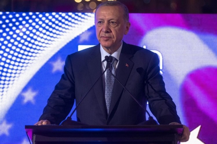 Cumhurbaşkanı Erdoğan: FET&Ouml; ile kararlı m&uuml;cadelemizi s&uuml;rd&uuml;rd&uuml;k s&uuml;rd&uuml;receğiz