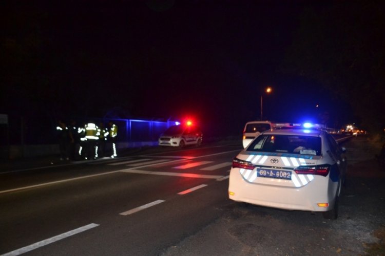 Tekirdağ'da ehliyetsiz s&uuml;r&uuml;c&uuml; 18 yaşındaki kıza &ccedil;arpıp ka&ccedil;tı