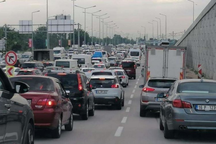 Bursa'da 'minib&uuml;s sorunu' neden &ccedil;&ouml;z&uuml;lemiyor? (&Ouml;ZEL HABER)