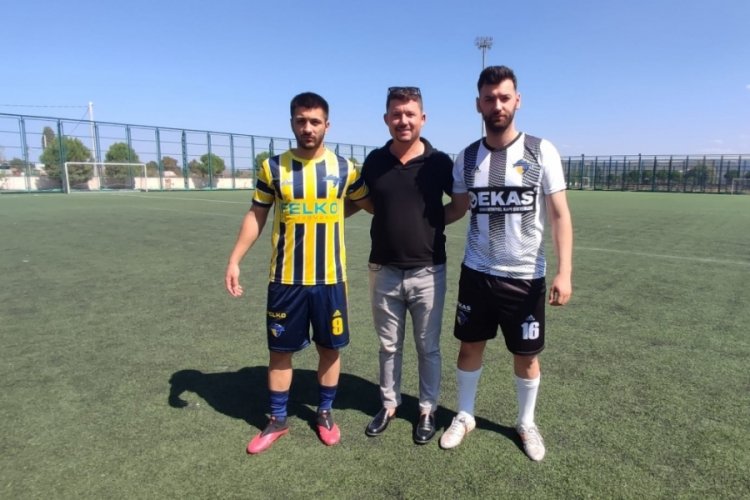 Bursa'da rakip takıma forma desteği