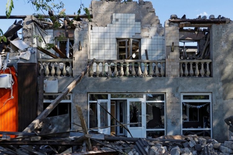 Ukrayna ordusu'ndan Putin'e darbe: Luhansk'a girdi