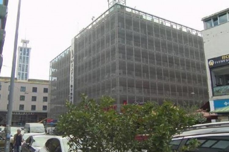 İstanbul Karak&ouml;y'deki otopark kapanıyor