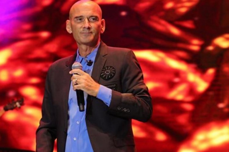 Paraf Kuru&ccedil;eşme A&ccedil;ıkhava sahnesi Altay'la renklendi