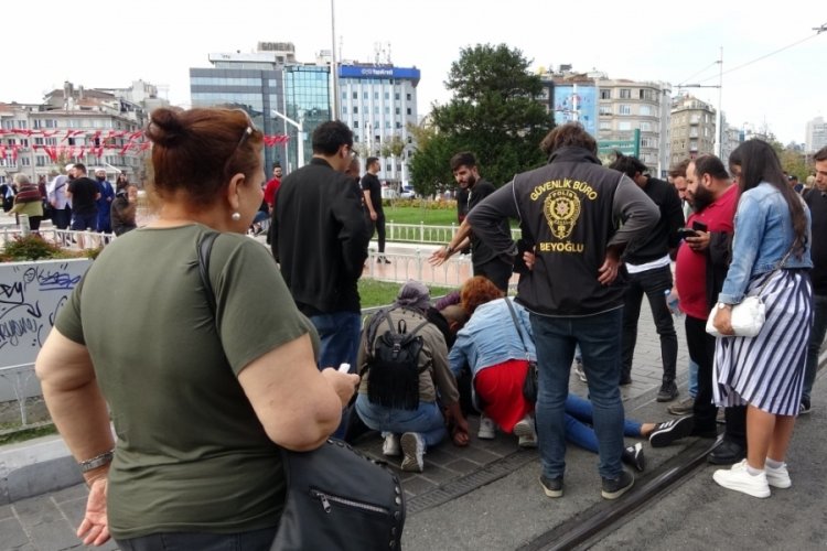 İstanbul'da şeker krizine giren kadın turist yere yığıldı