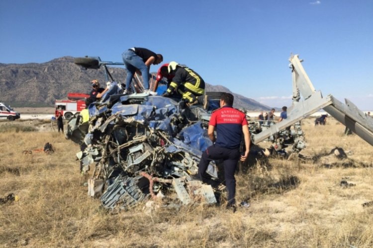 Marmaris yangınına giden helikopter d&uuml;şt&uuml;: 2 &ouml;l&uuml;, 5 yaralı