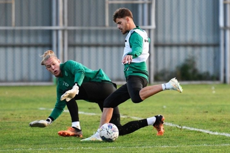Bursaspor'da Amed hazırlıkları s&uuml;r&uuml;yor