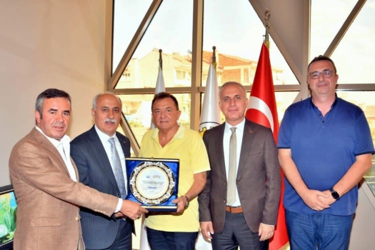 Davut Aydın Ticaret Borsası Başkanı Saim Bolaca'yı ziyaret etti