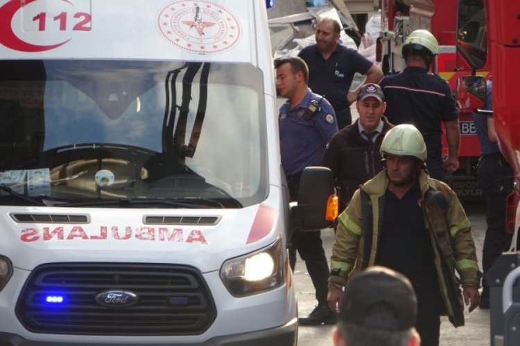 Kimya fabrikasında kazana d&uuml;şen iş&ccedil;i hayatını kaybetti