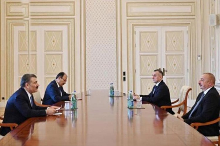 Azerbaycan Cumhurbaşkanı Aliyev ve Sağlık Bakanı Koca g&ouml;r&uuml;şt&uuml;