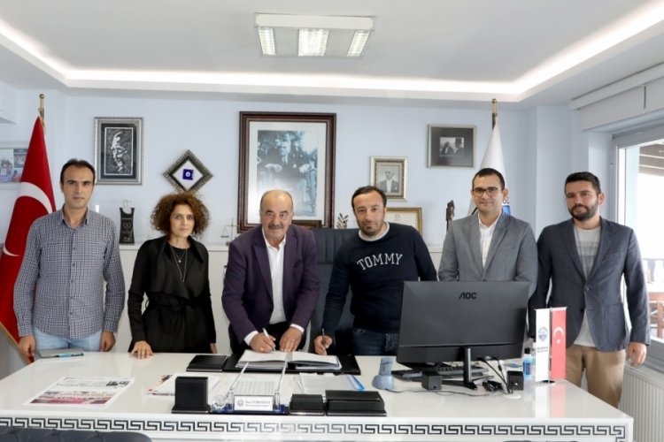 Bursa Mudanya'da atıklar geri d&ouml;n&uuml;ş&uuml;me gidiyor