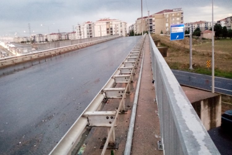 Tekirdağ'da 19 yaşındaki gencin k&ouml;pr&uuml;den atladığı iddiası