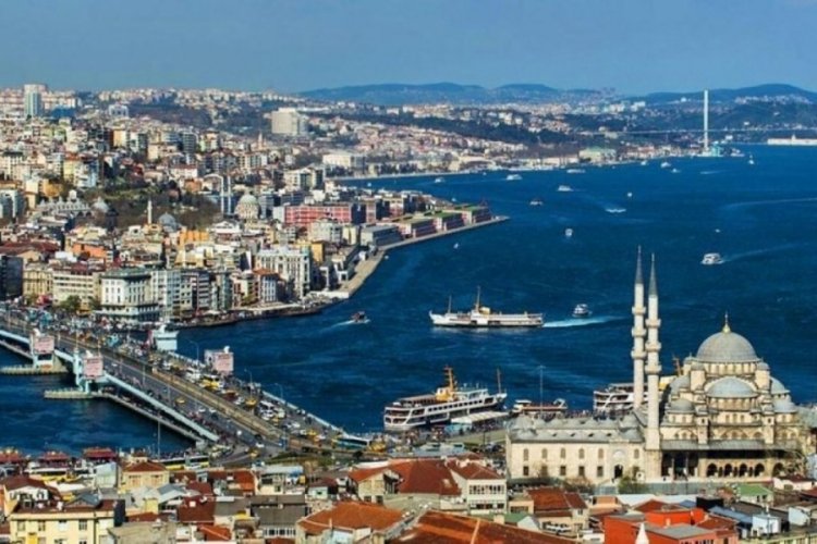 Vali Yerlikaya İstanbul'a gelen turist sayısını a&ccedil;ıkladı