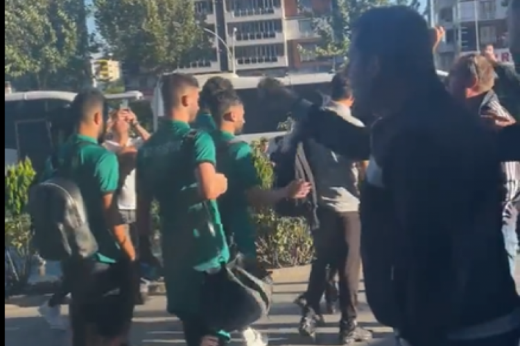 Teksas, Diyarbakır'da Bursaspor'a moral verdi&nbsp;
