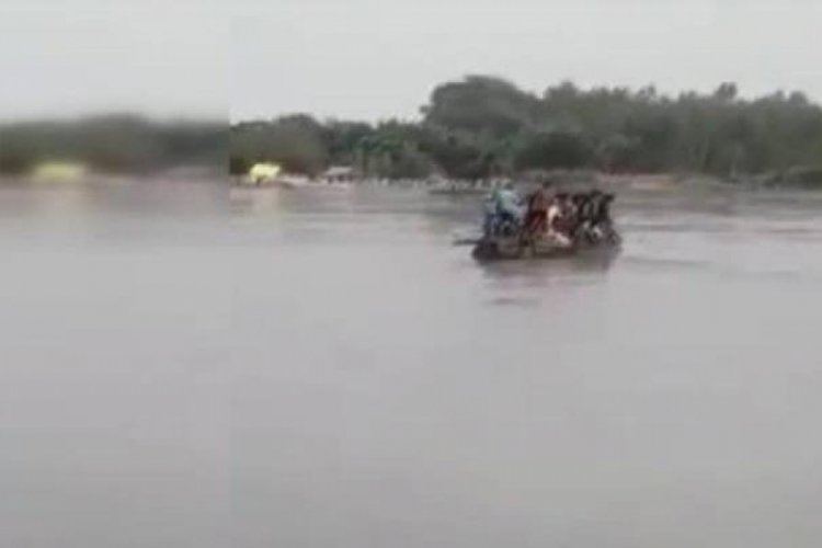 Bangladeş'te bot battı: 24 &ouml;l&uuml;, 30 kayıp
