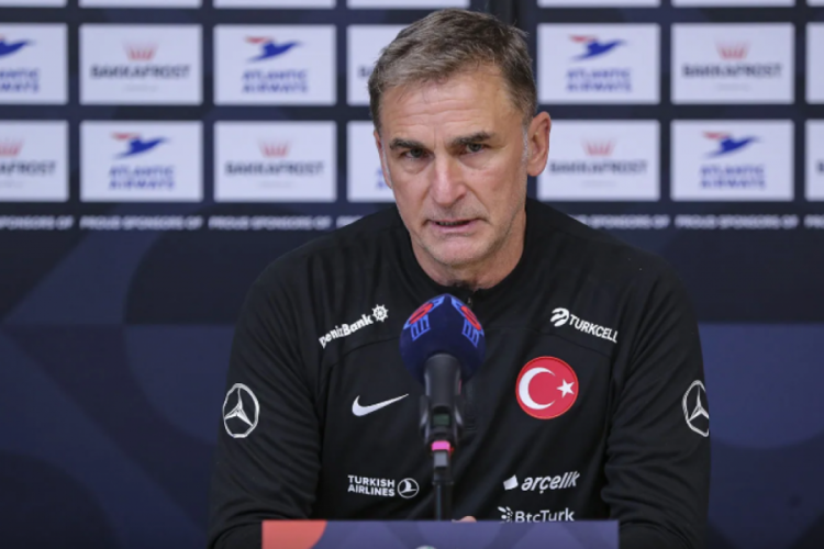 Stefan Kuntz, Faroe Adaları hezimetini değerlendirdi