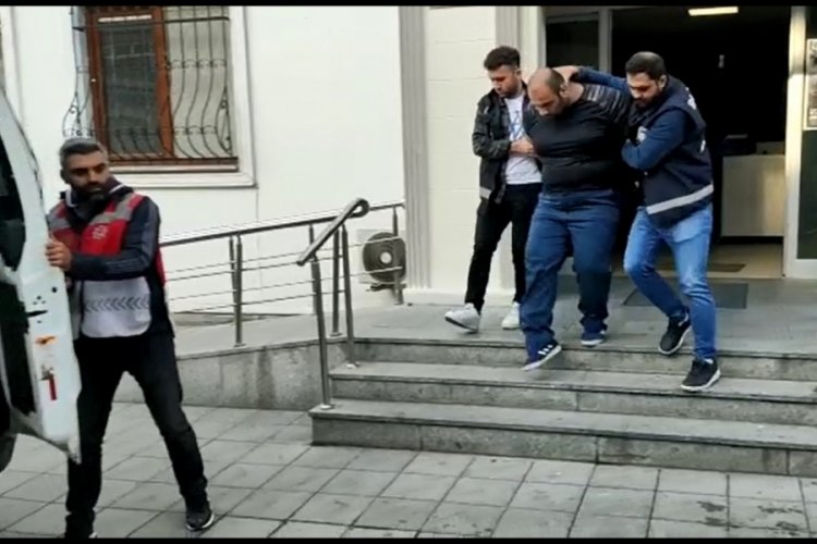 İstanbul'da annesini &ouml;ld&uuml;ren zanlı tutuklandı