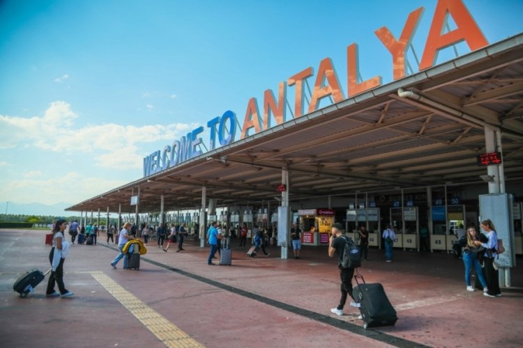 Havalimanlarından 5 ayda 32 milyon 440 bin yolcu ağırlandı