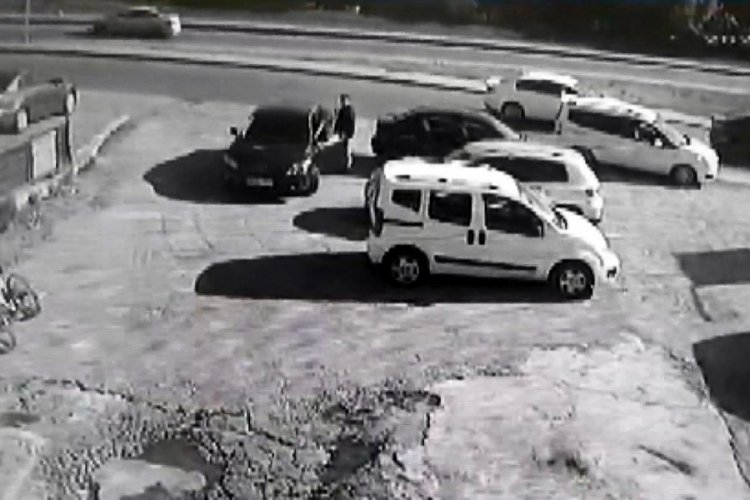 İstanbul'da yıkamaya getirilen otomobil &ccedil;alındı