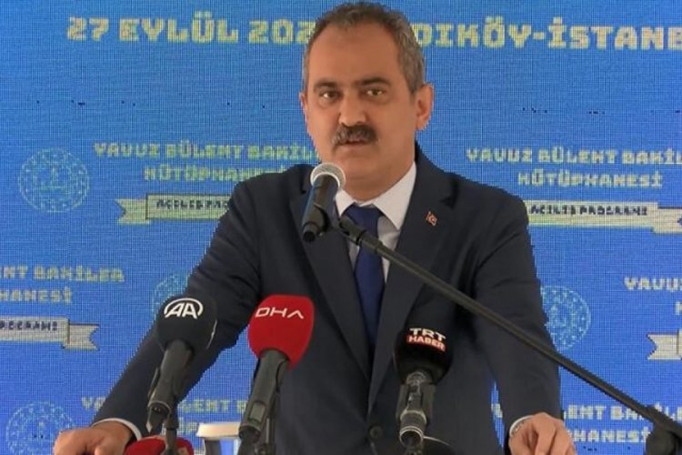 Bakan &Ouml;zer: T&uuml;m okullarda artık k&uuml;t&uuml;phane var