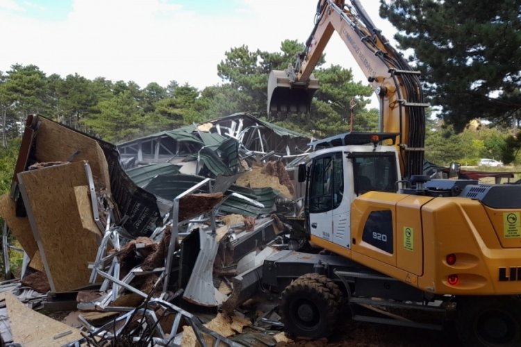 Bursa Osmangazi'de ka&ccedil;ak yapılaşmayla m&uuml;cadele s&uuml;r&uuml;yor