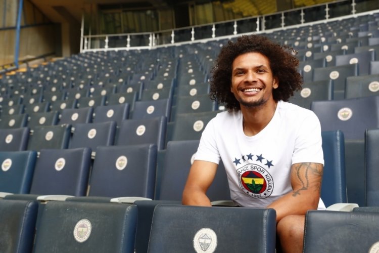 Fenerbah&ccedil;e'li Willian Arao: Asıl hedefimiz sezon sonundaki lig kupasını kaldırmak